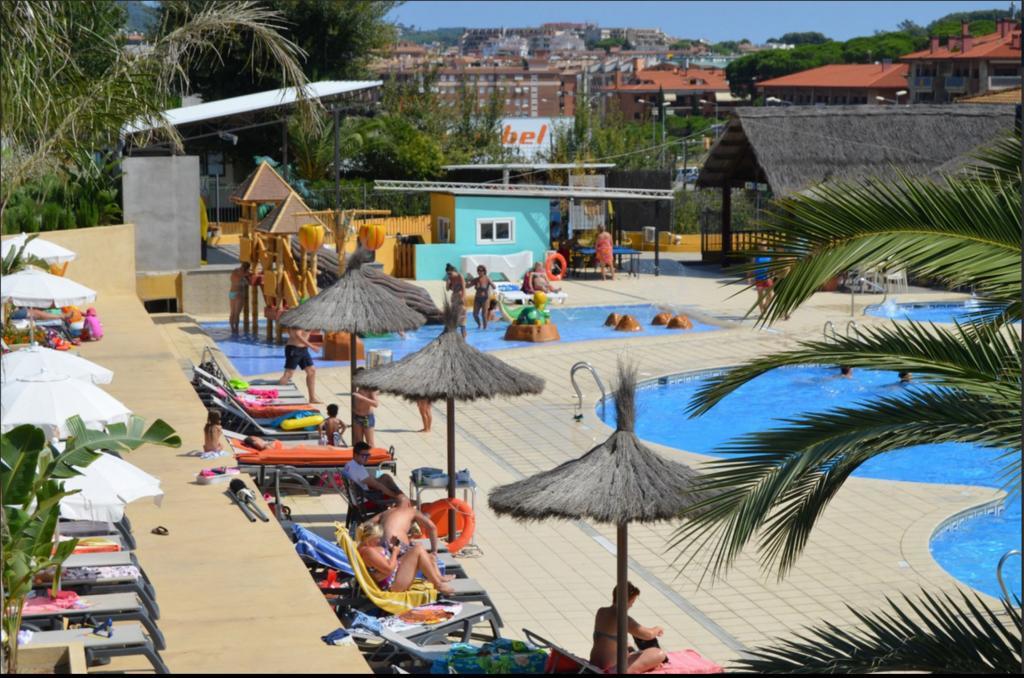 Camping Senia Tucan Lloret de Mar Exterior photo